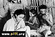Pather_Panchali_M.gif