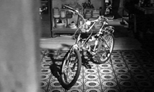 White_Bicycle_M.jpg